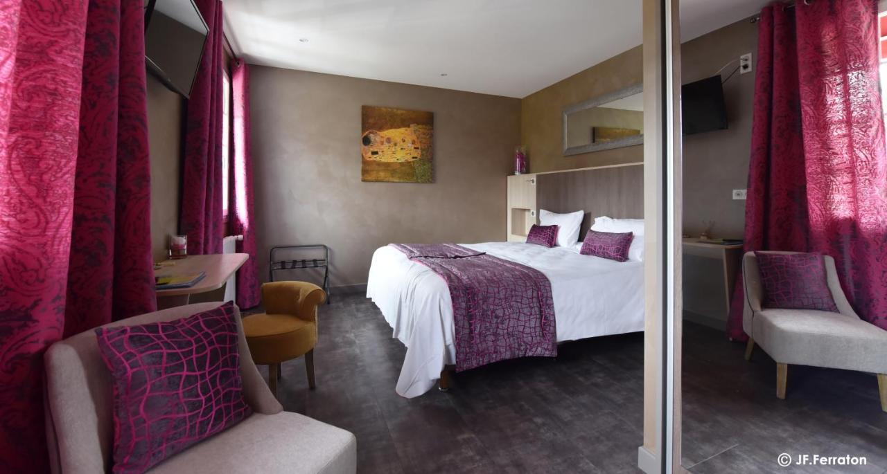Loubaresse  Logis Hotel Beau Site מראה חיצוני תמונה